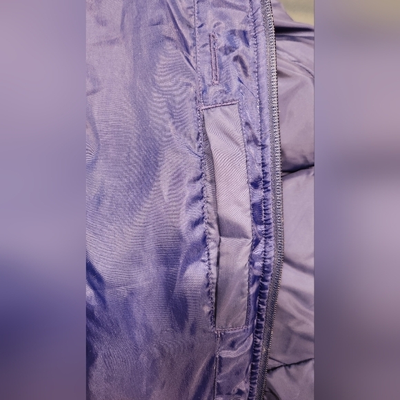 Adidas European Bomber  puffer coat - Picture 5 of 9